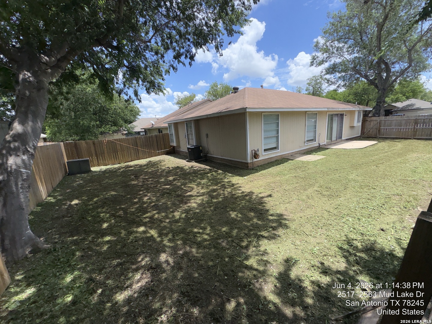 11371 Fish Springs San Antonio TX 78245