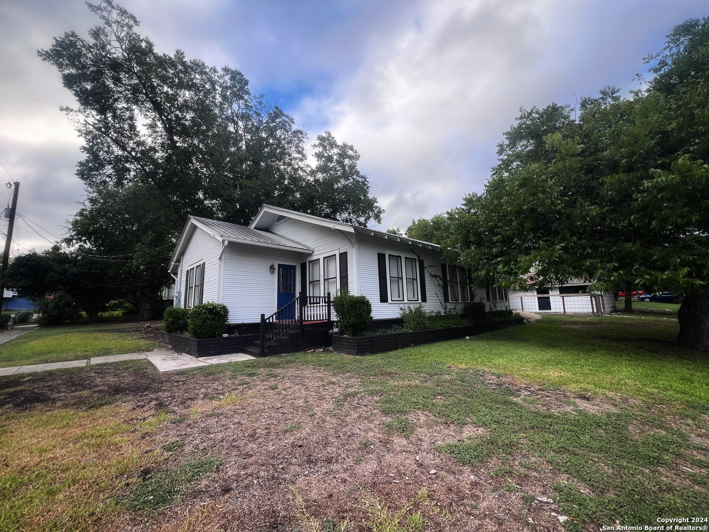 420 Willow Ave A New Braunfels TX 78130