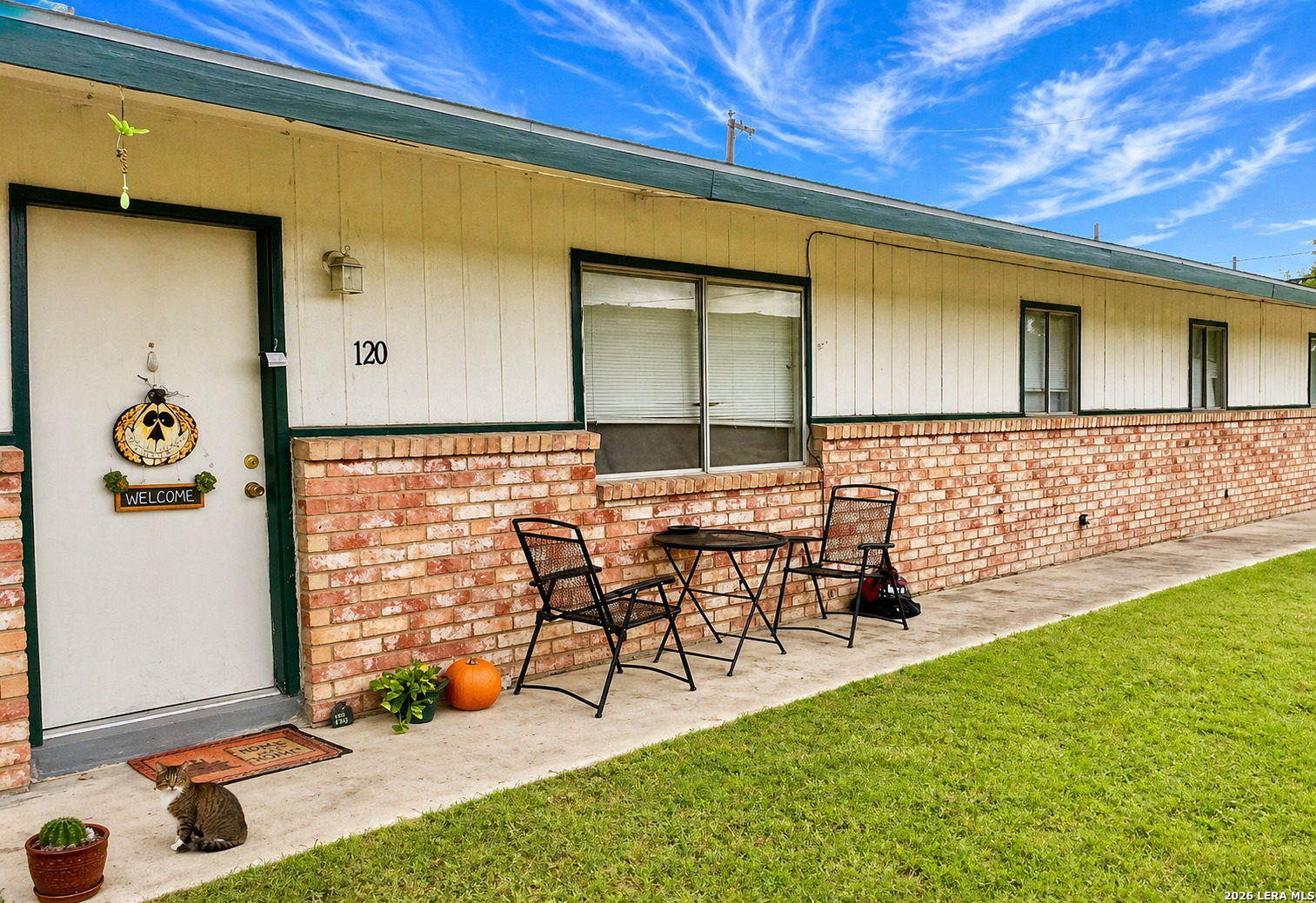 144 W Villaret Boulevard San Antonio TX 78221