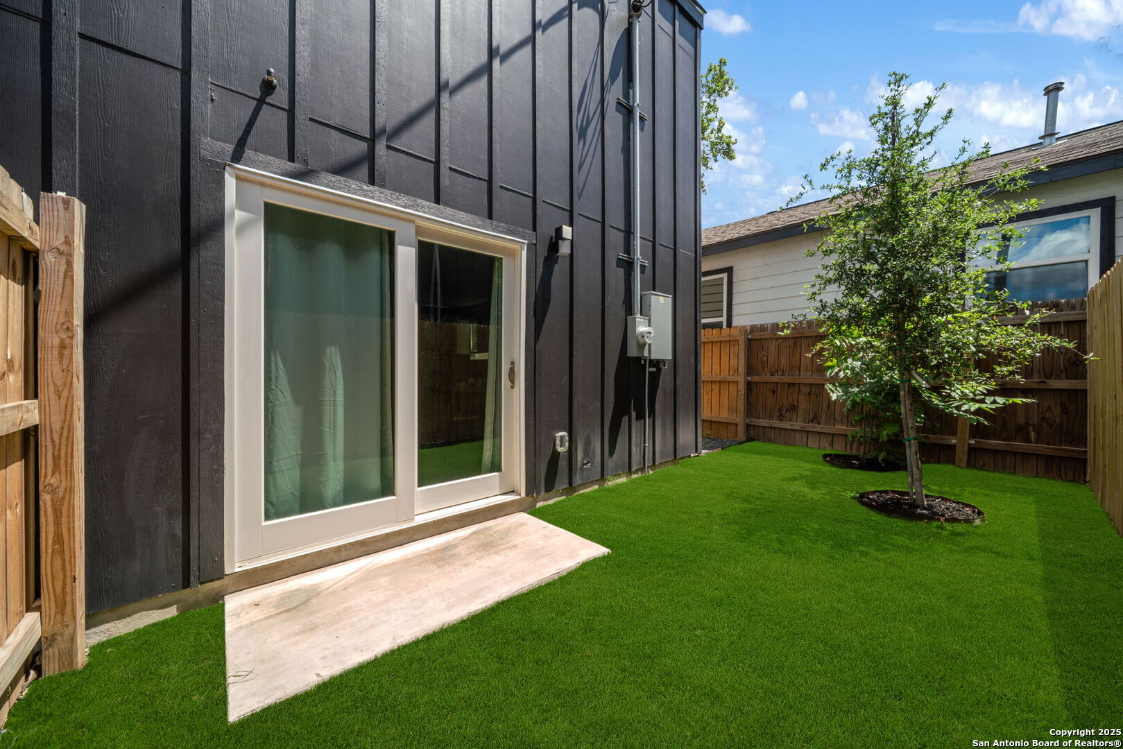 1104 S Gevers Street San Antonio TX 78210