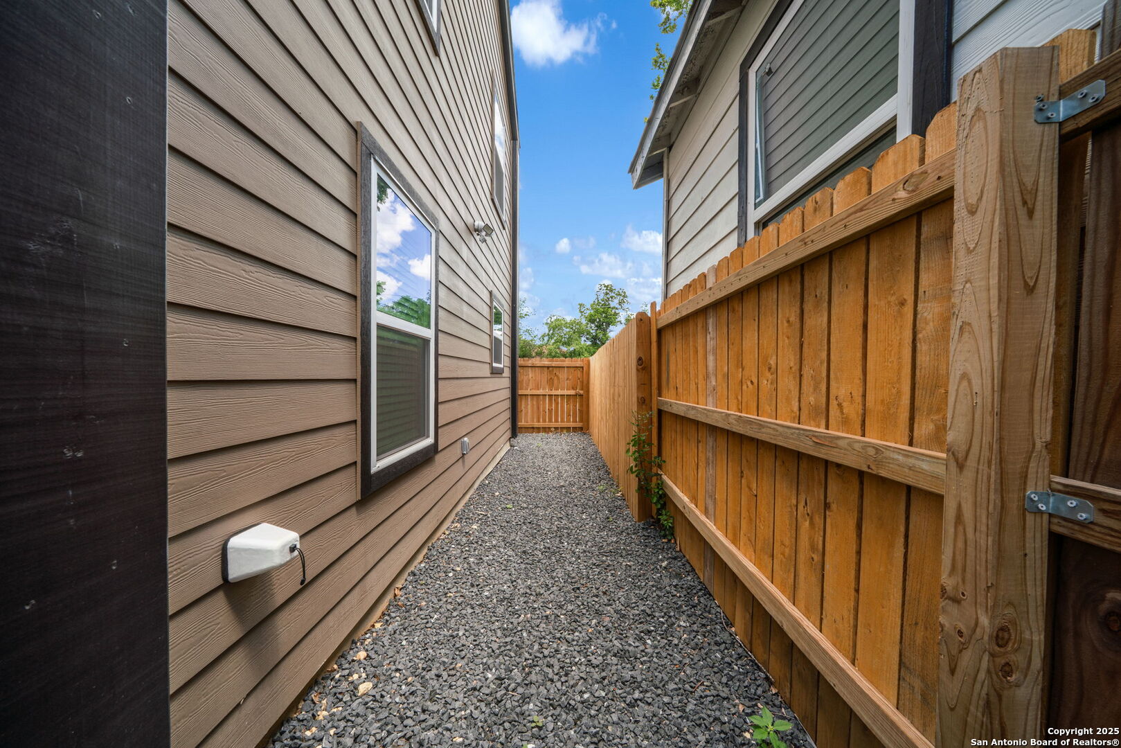 1104 S Gevers Street San Antonio TX 78210