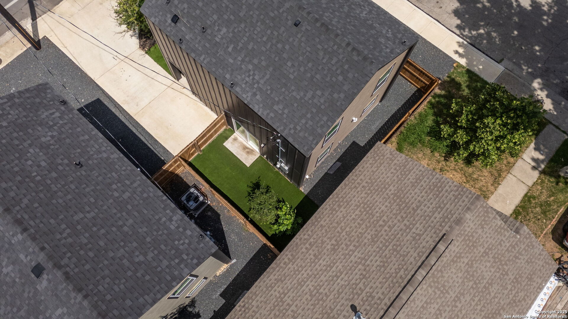 1104 S Gevers Street San Antonio TX 78210