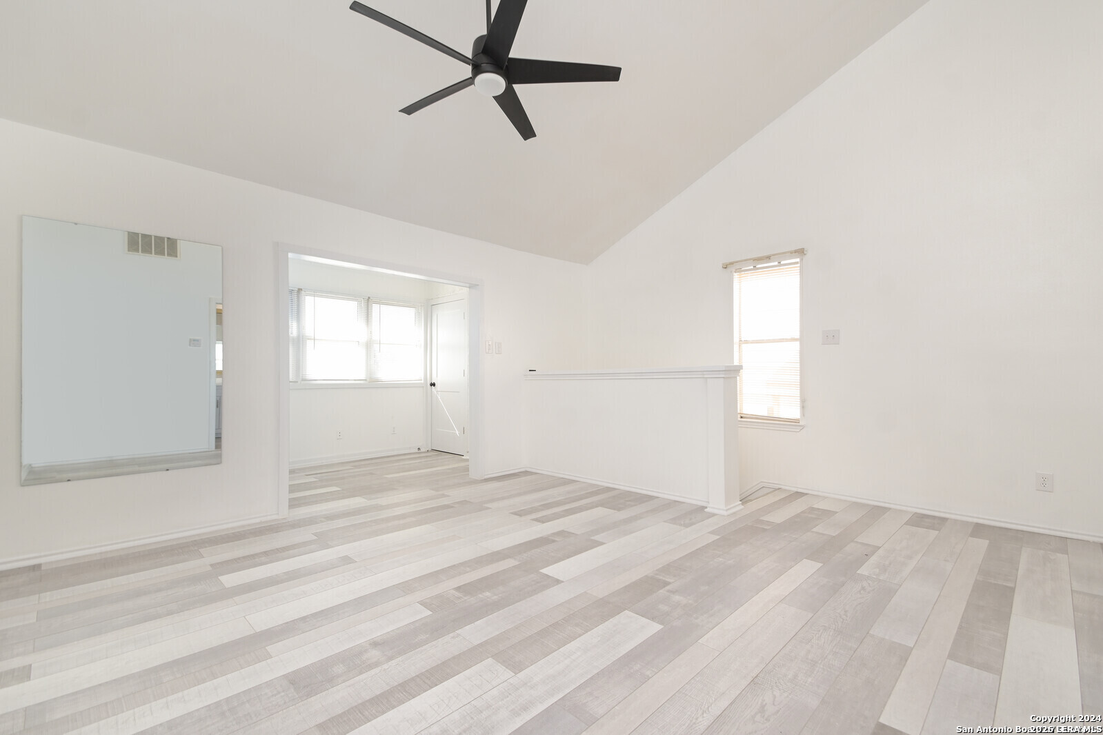 10527 Perrin Beitel San Antonio TX 78217