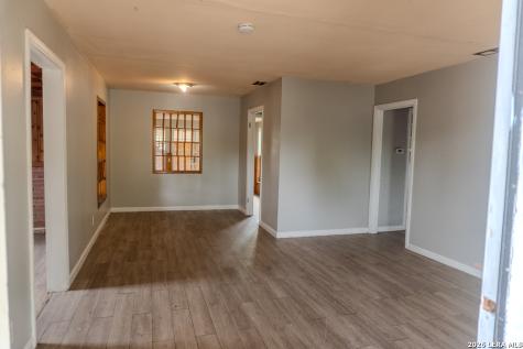 341 Longview San Antonio TX 78220