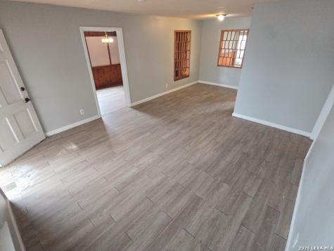 341 Longview San Antonio TX 78220