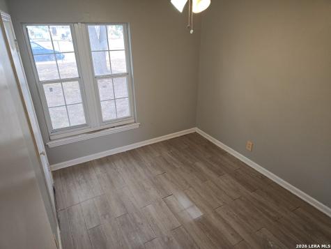 341 Longview San Antonio TX 78220