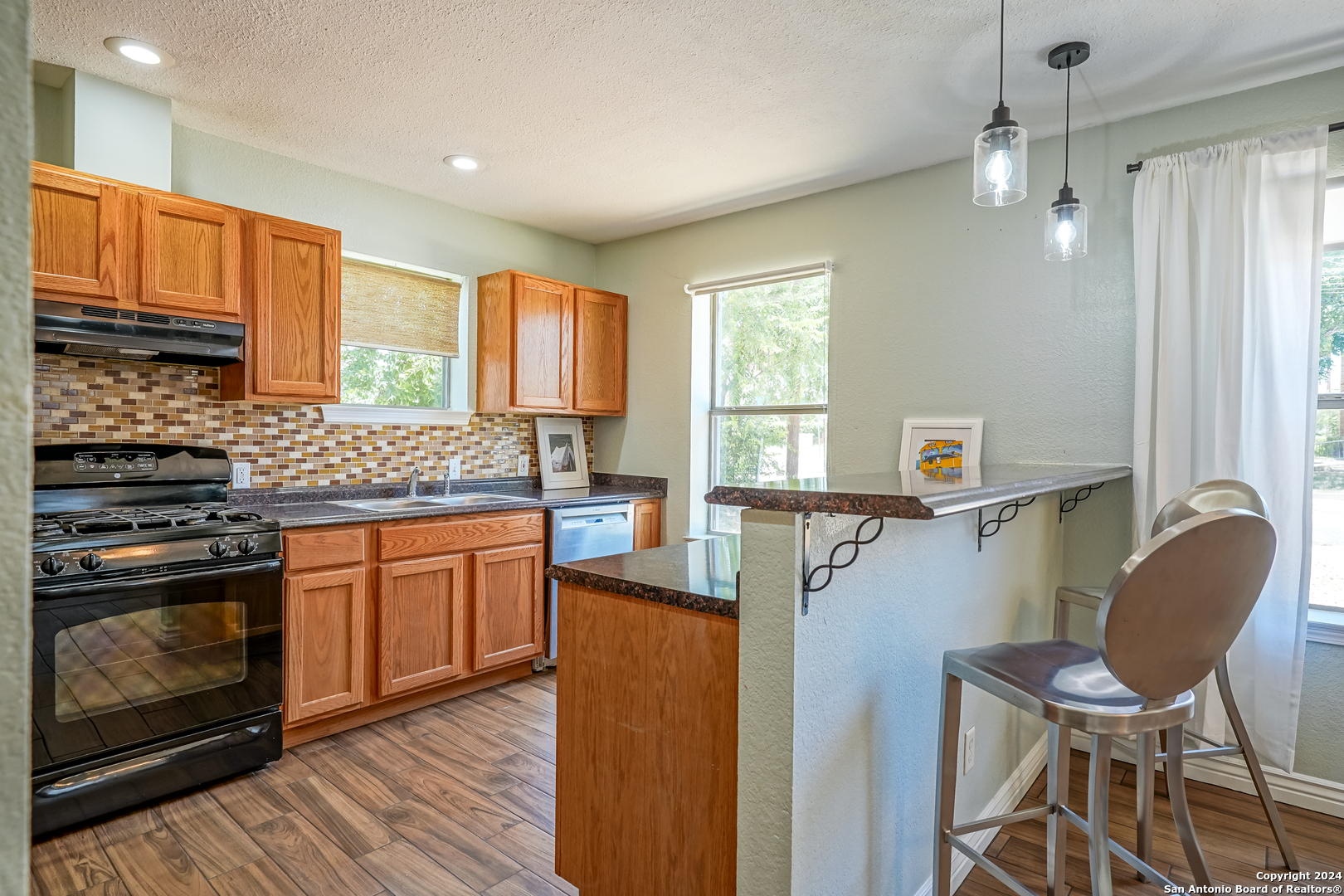 530 E Myrtle Street San Antonio TX 78212