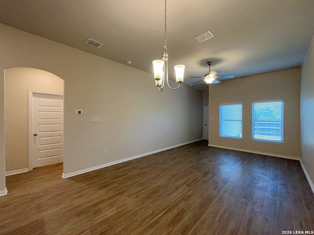 5435 Devils Gate Converse TX 78109