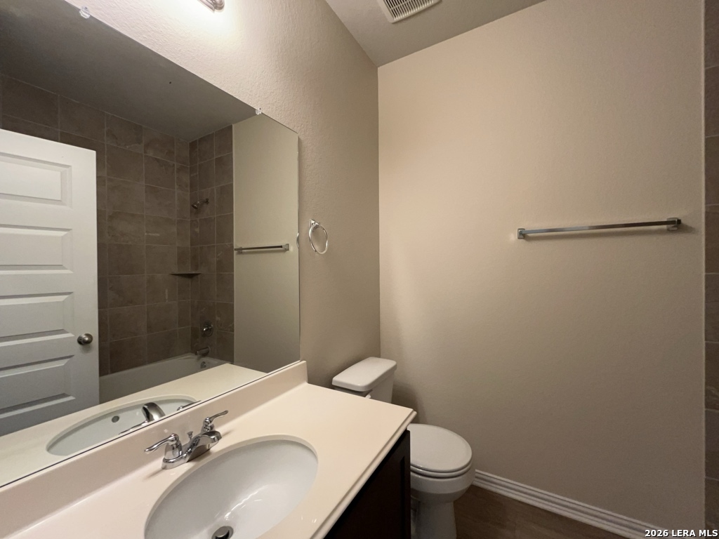 5435 Devils Gate Converse TX 78109
