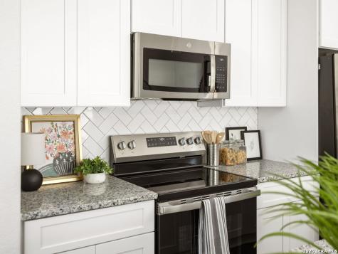 310 W Evergreen Street San Antonio TX 78212