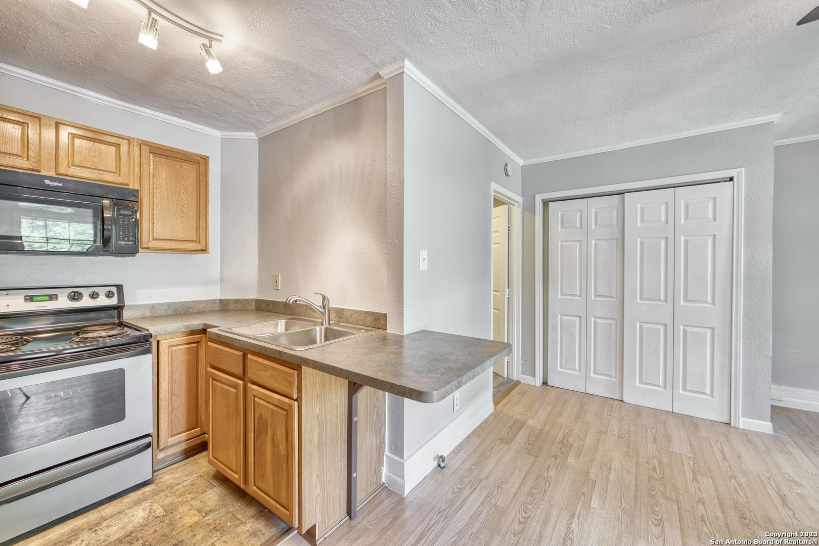 519 W Craig Place San Antonio TX 78212