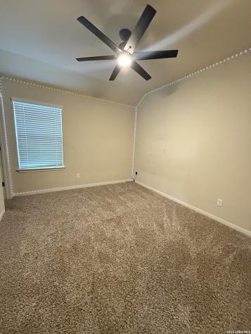 9010 Phoenix Converse TX 78109