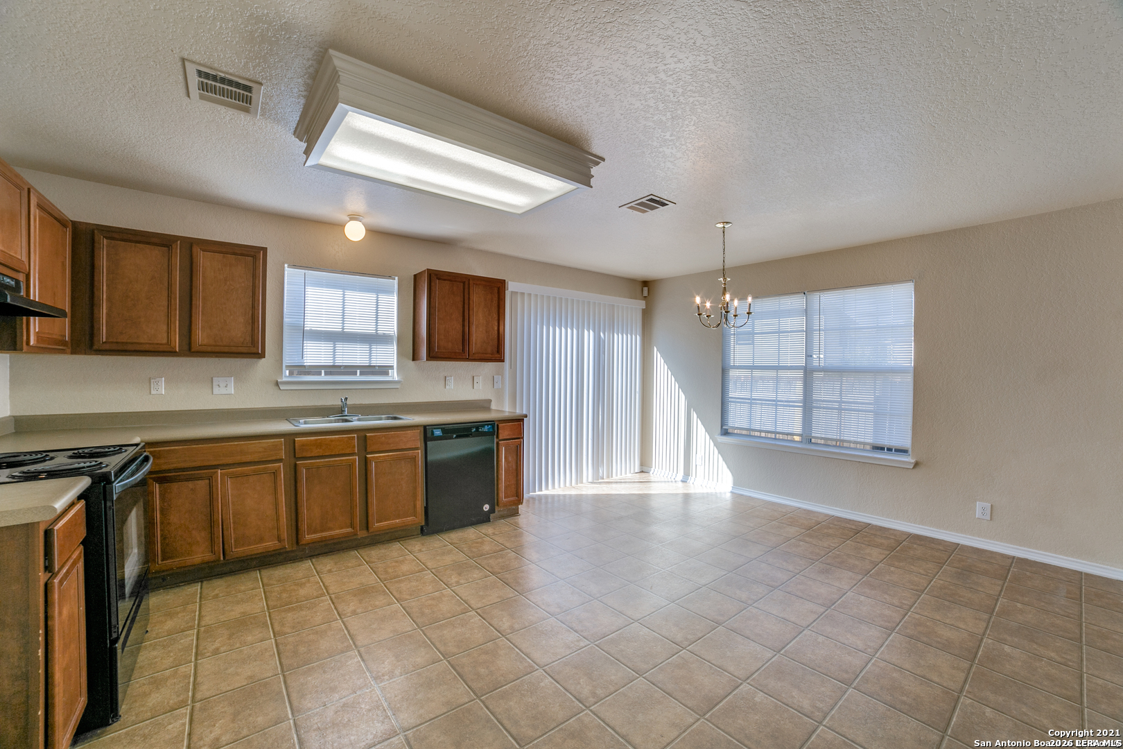 26 Moondance Hill San Antonio TX 78254