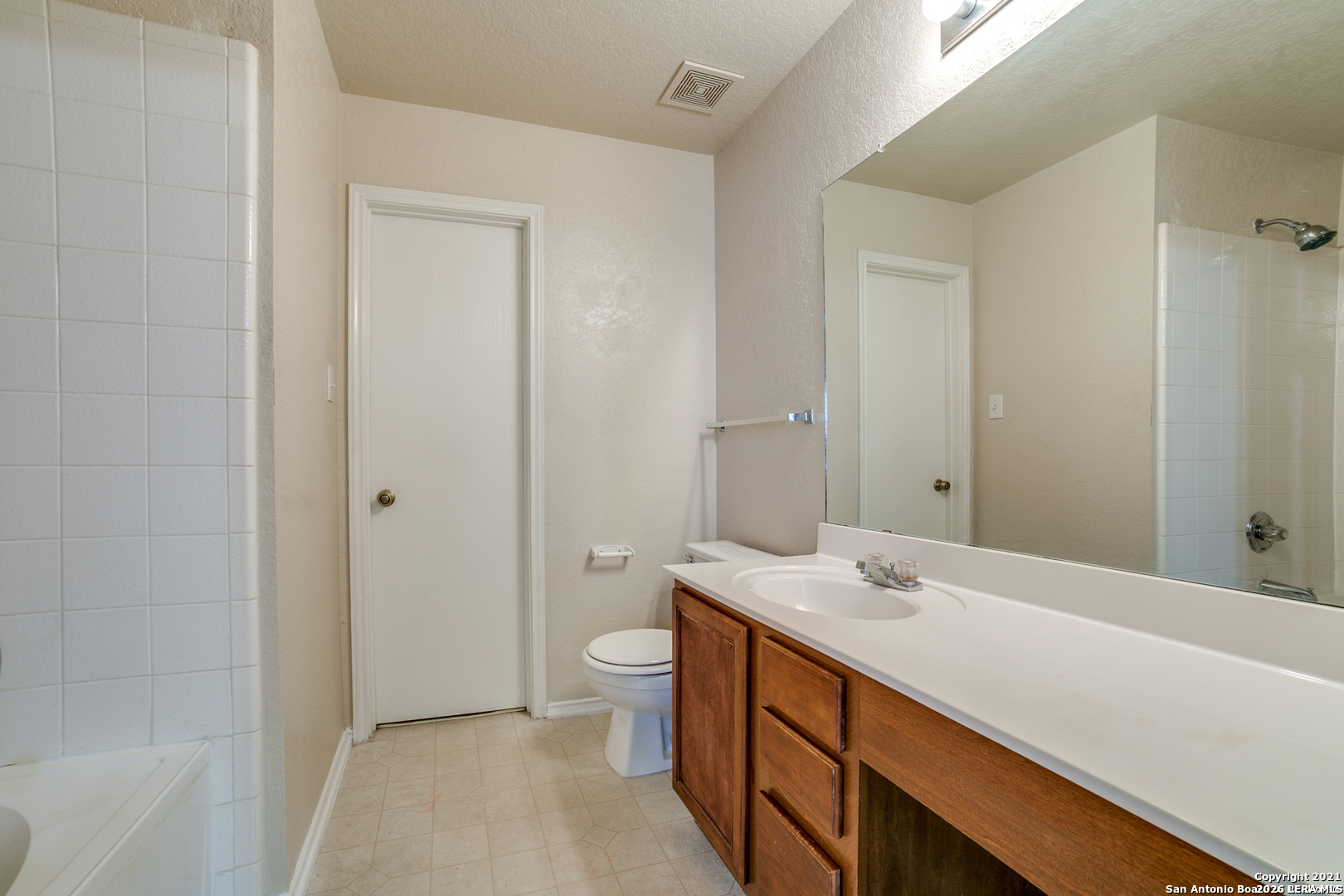 26 Moondance Hill San Antonio TX 78254