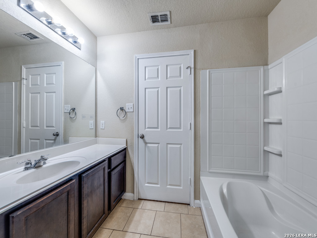 1507 Barons Den San Antonio TX 78245