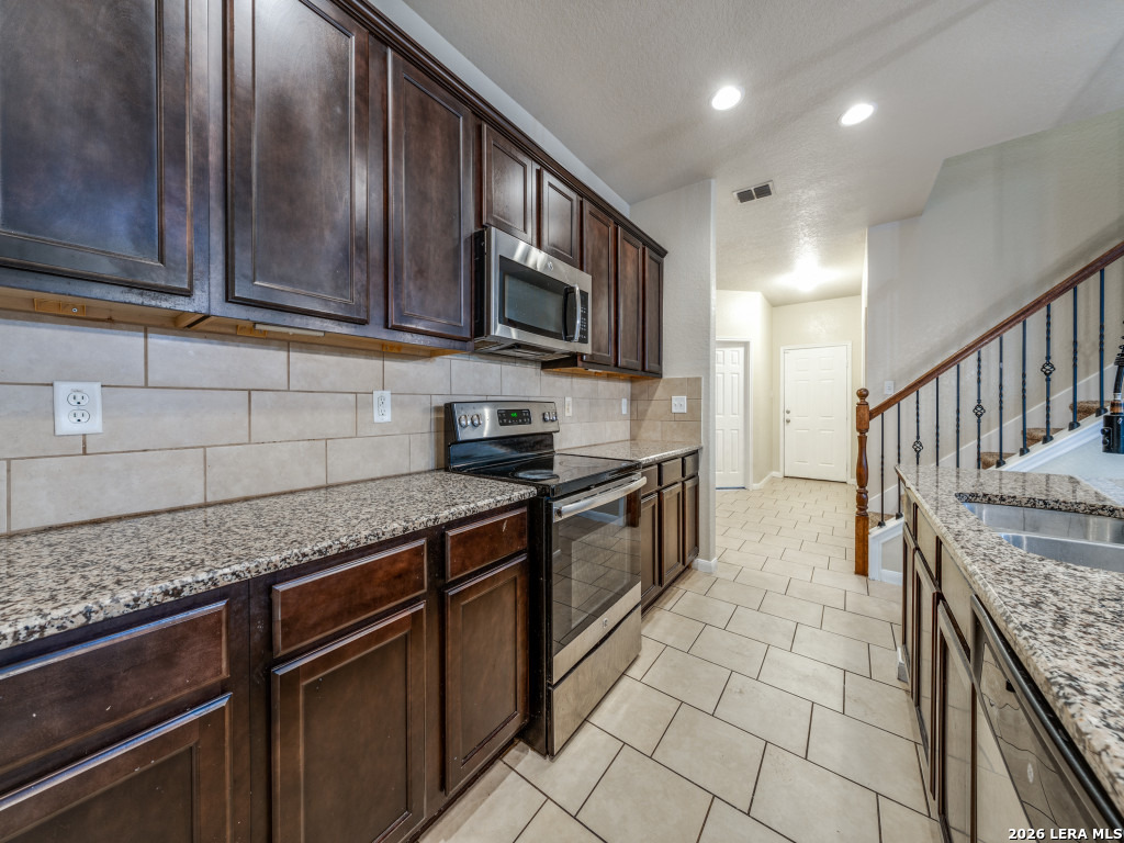 1507 Barons Den San Antonio TX 78245