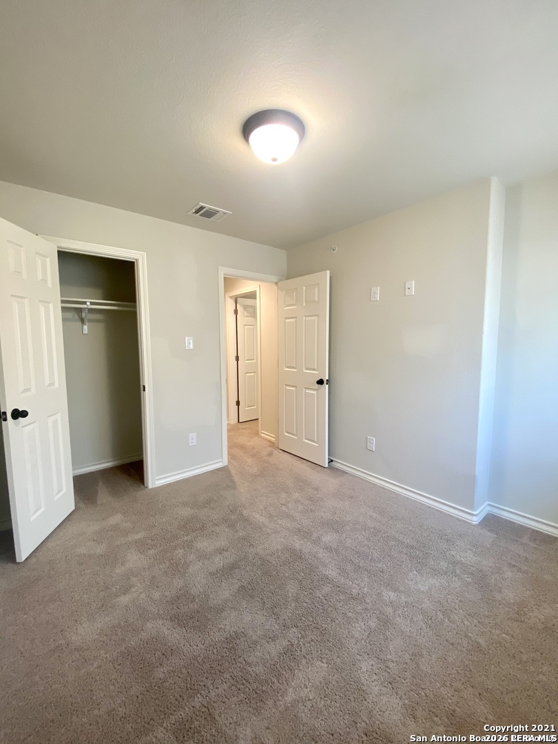 8802 Seguin Road Converse TX 78109