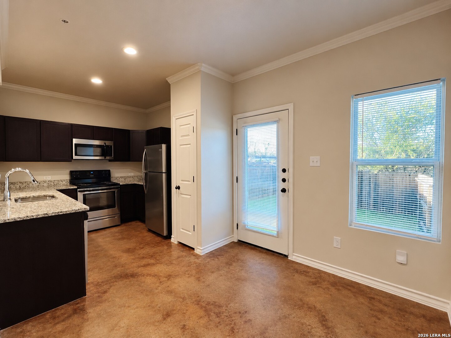 8802 Seguin Road Converse TX 78109