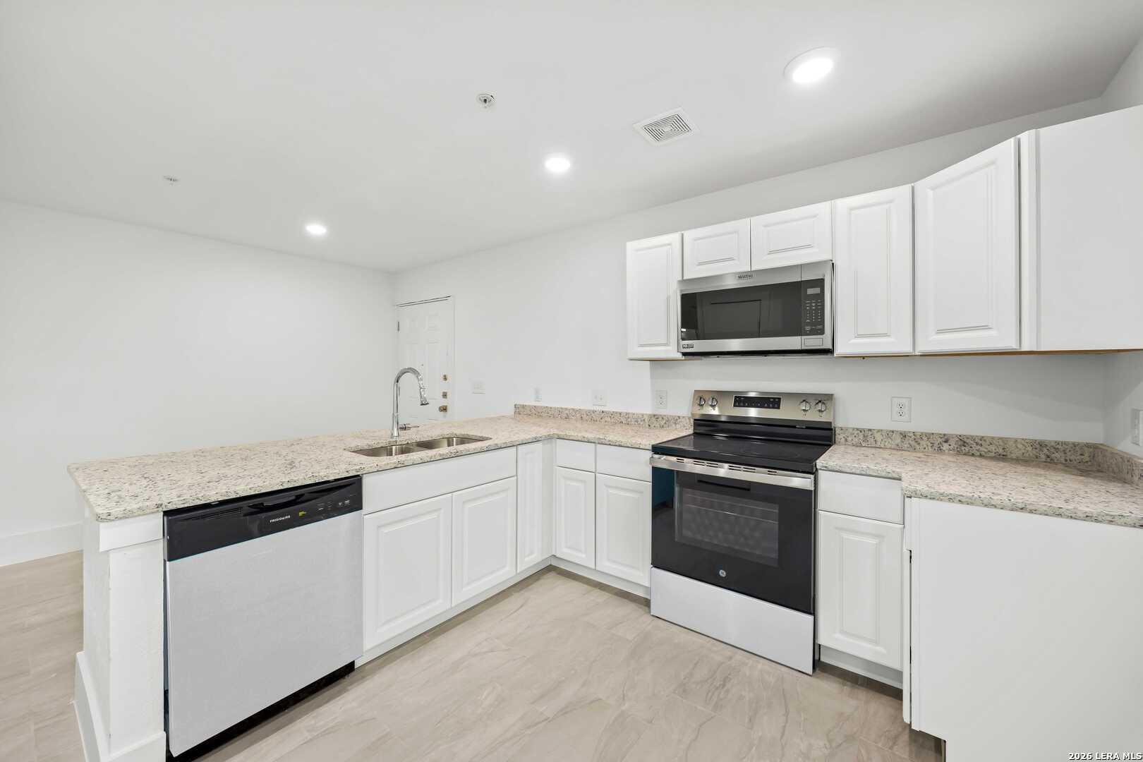 138 Ware Boulevard San Antonio TX 78221