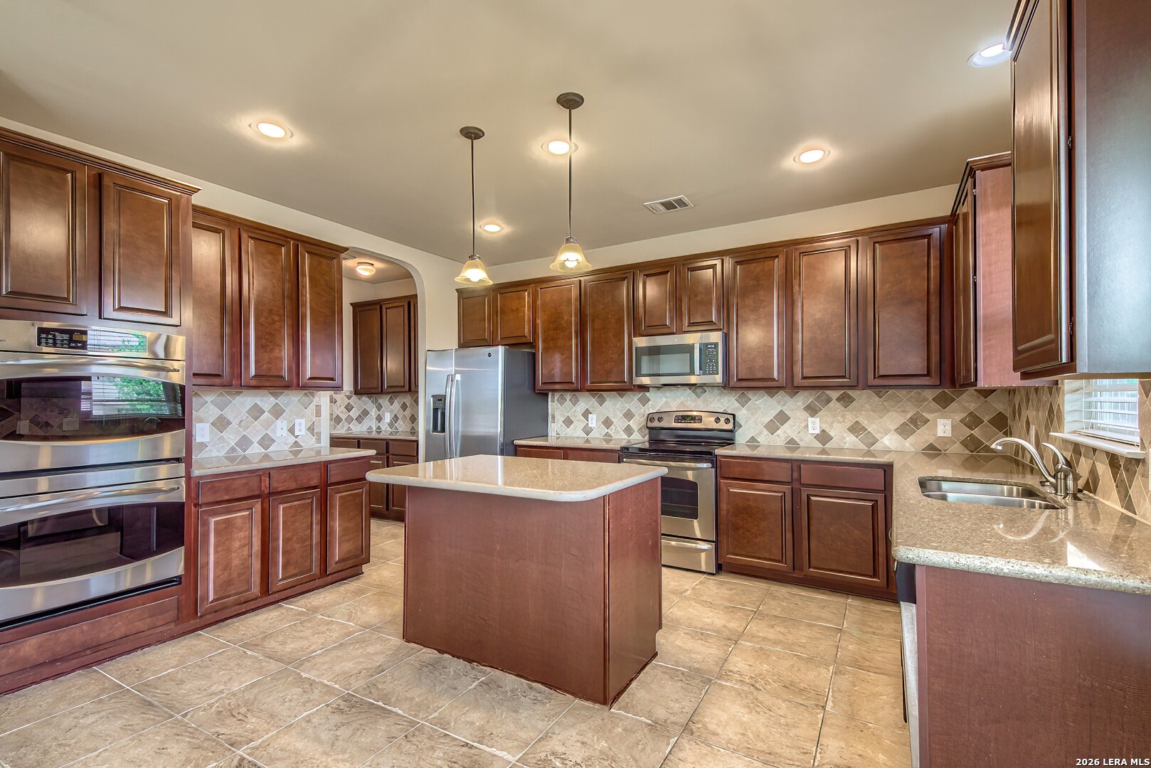 914 Armour Drive Cibolo TX 78108