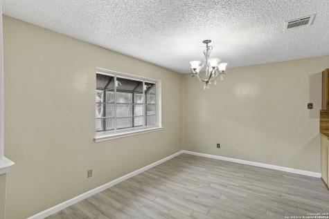 7254 Flaming Forest Street San Antonio TX 78250