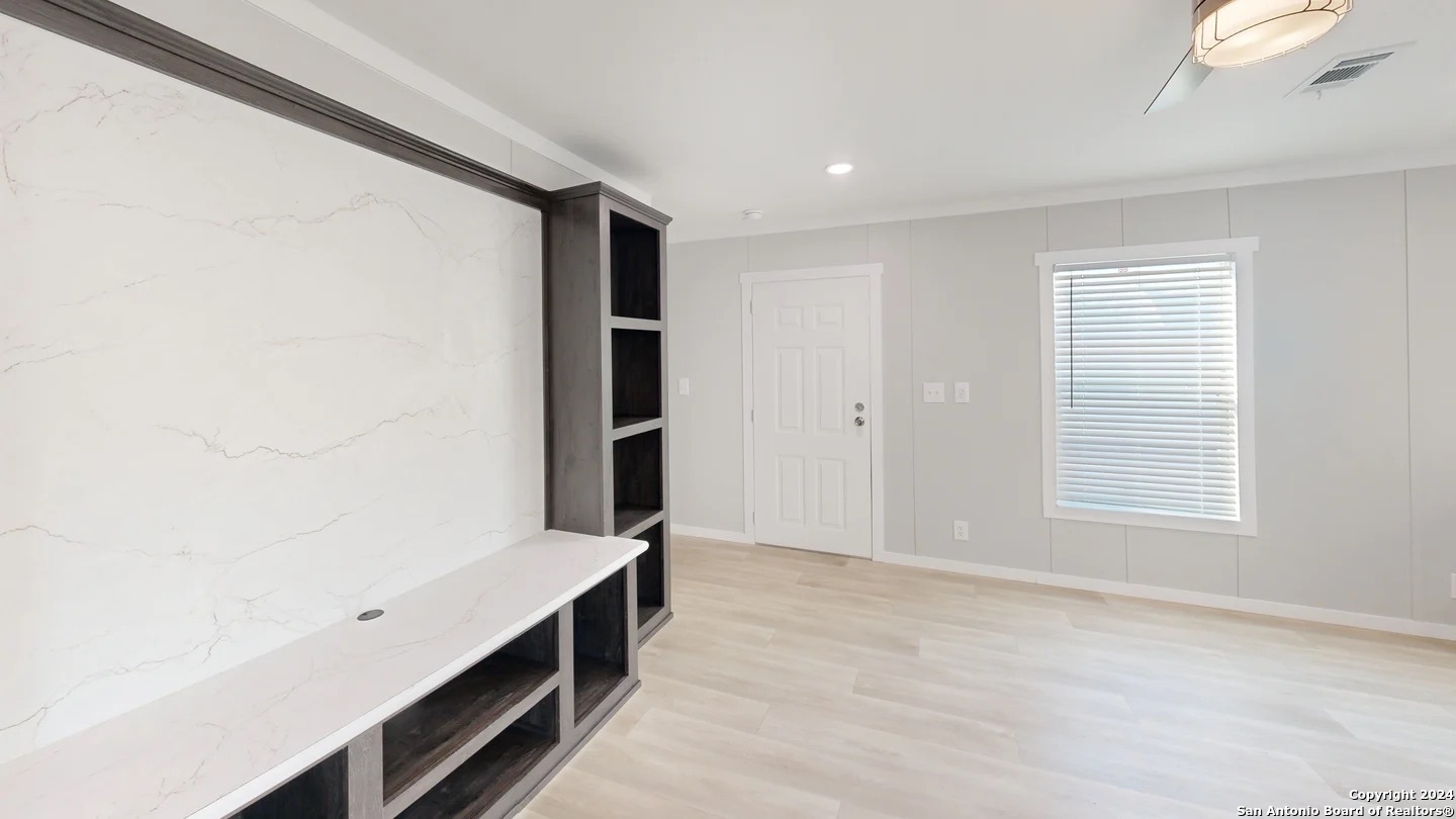 15923 Flores Crest San Antonio TX 78221