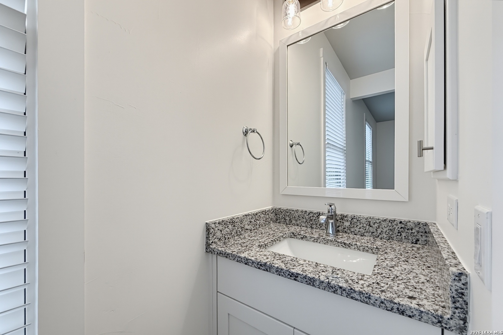 311 E Evergreen San Antonio TX 78212