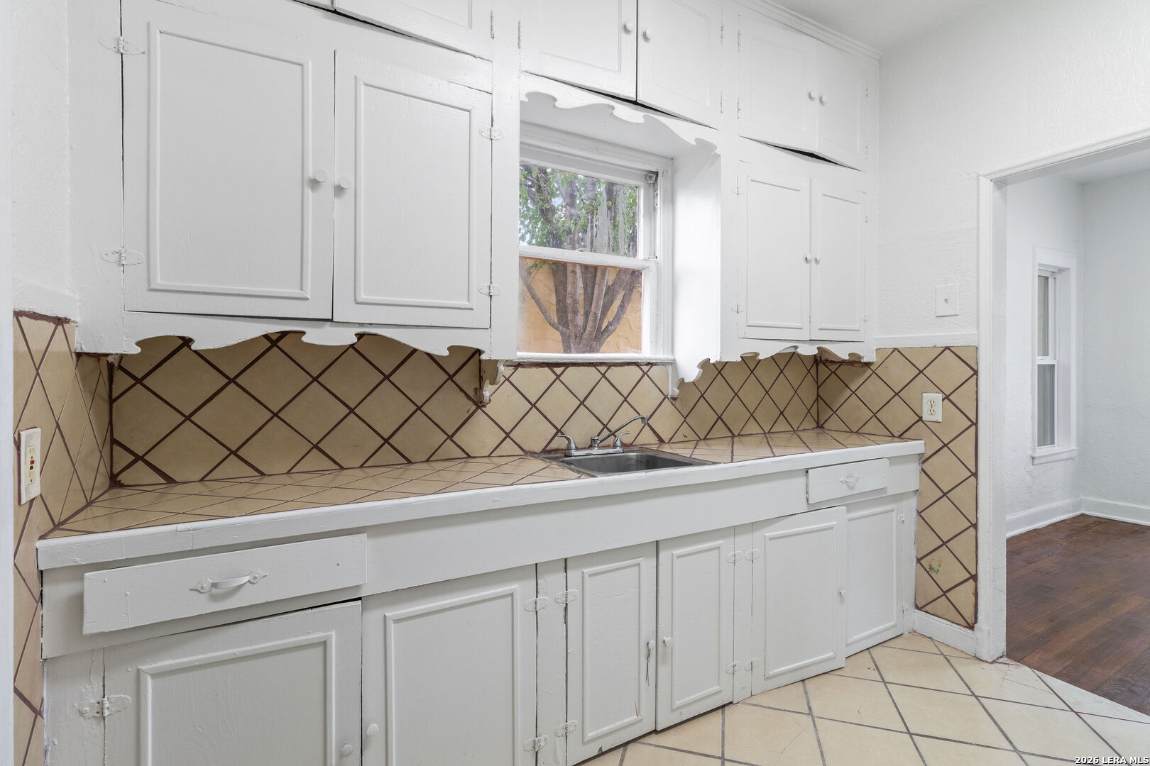 1630 W Rosewood Avenue San Antonio TX 78201