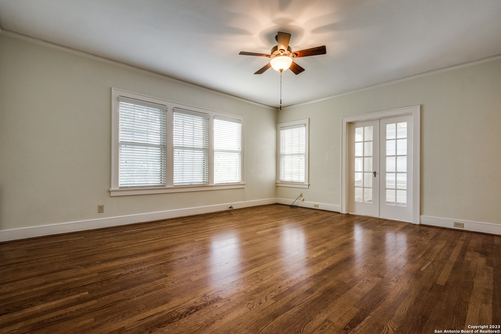242 W Huisache San Antonio TX 78212