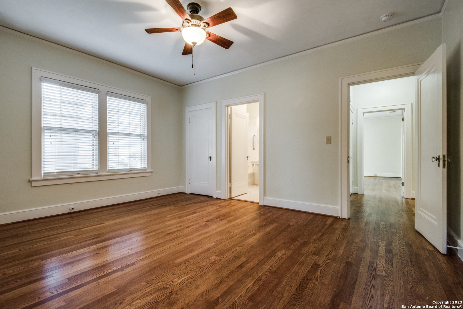 242 W Huisache San Antonio TX 78212