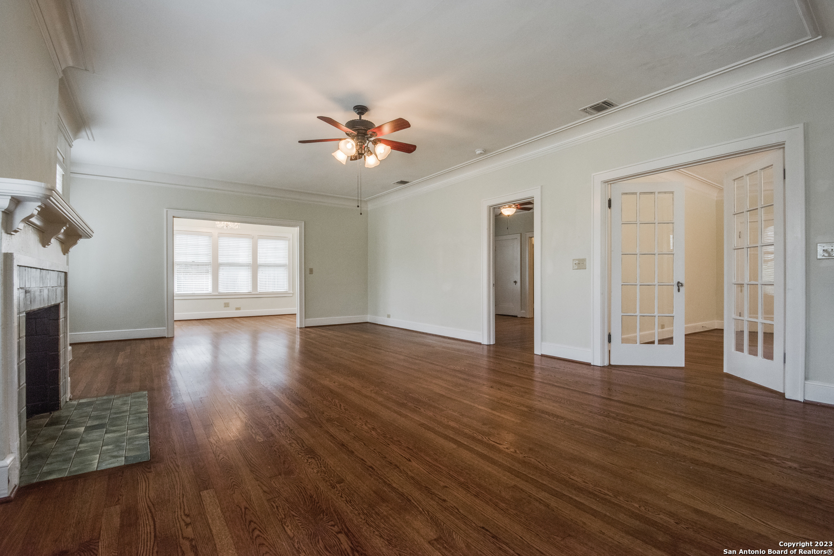 242 W Huisache San Antonio TX 78212