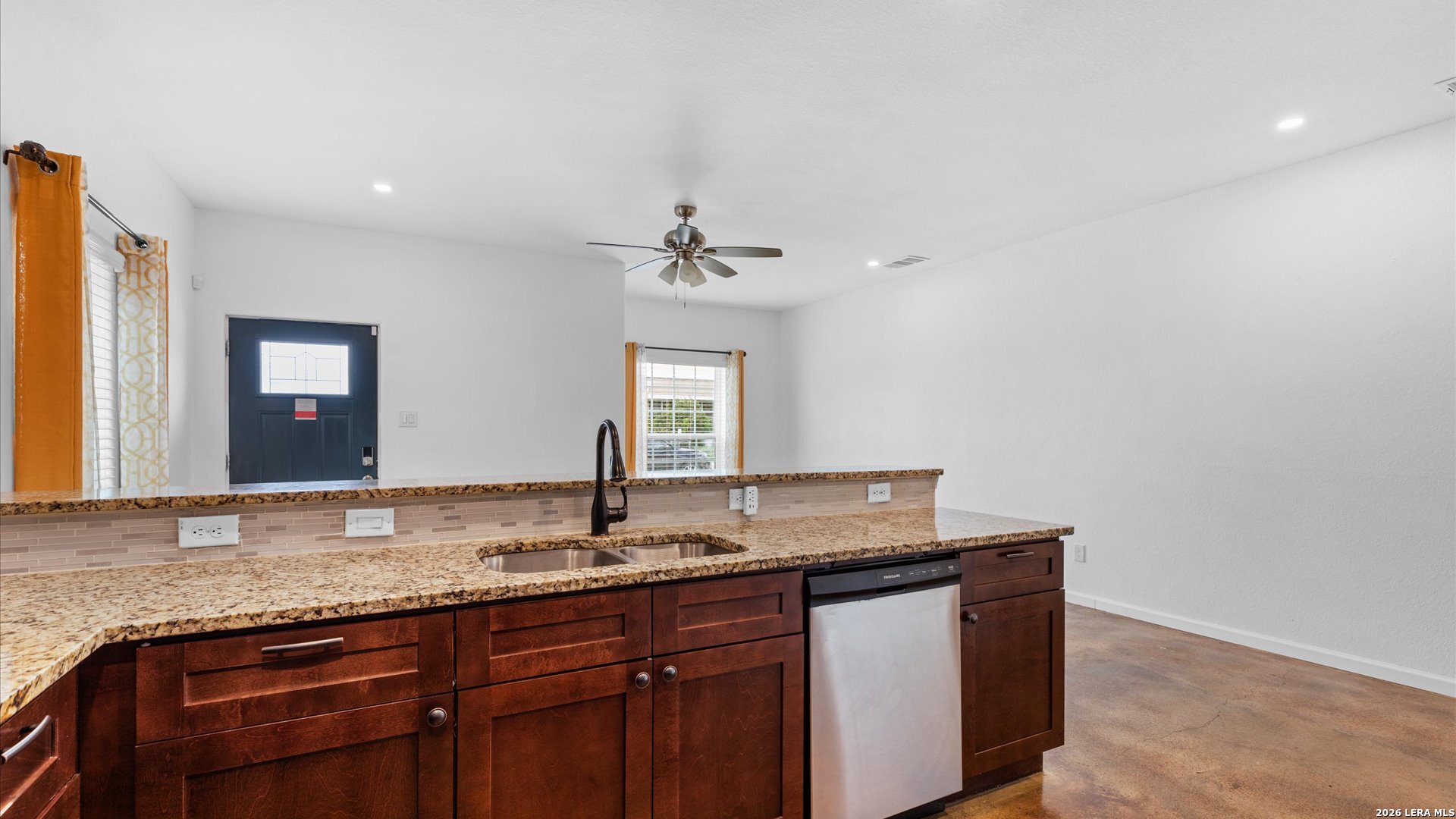 906 Gulf San Antonio TX 78202