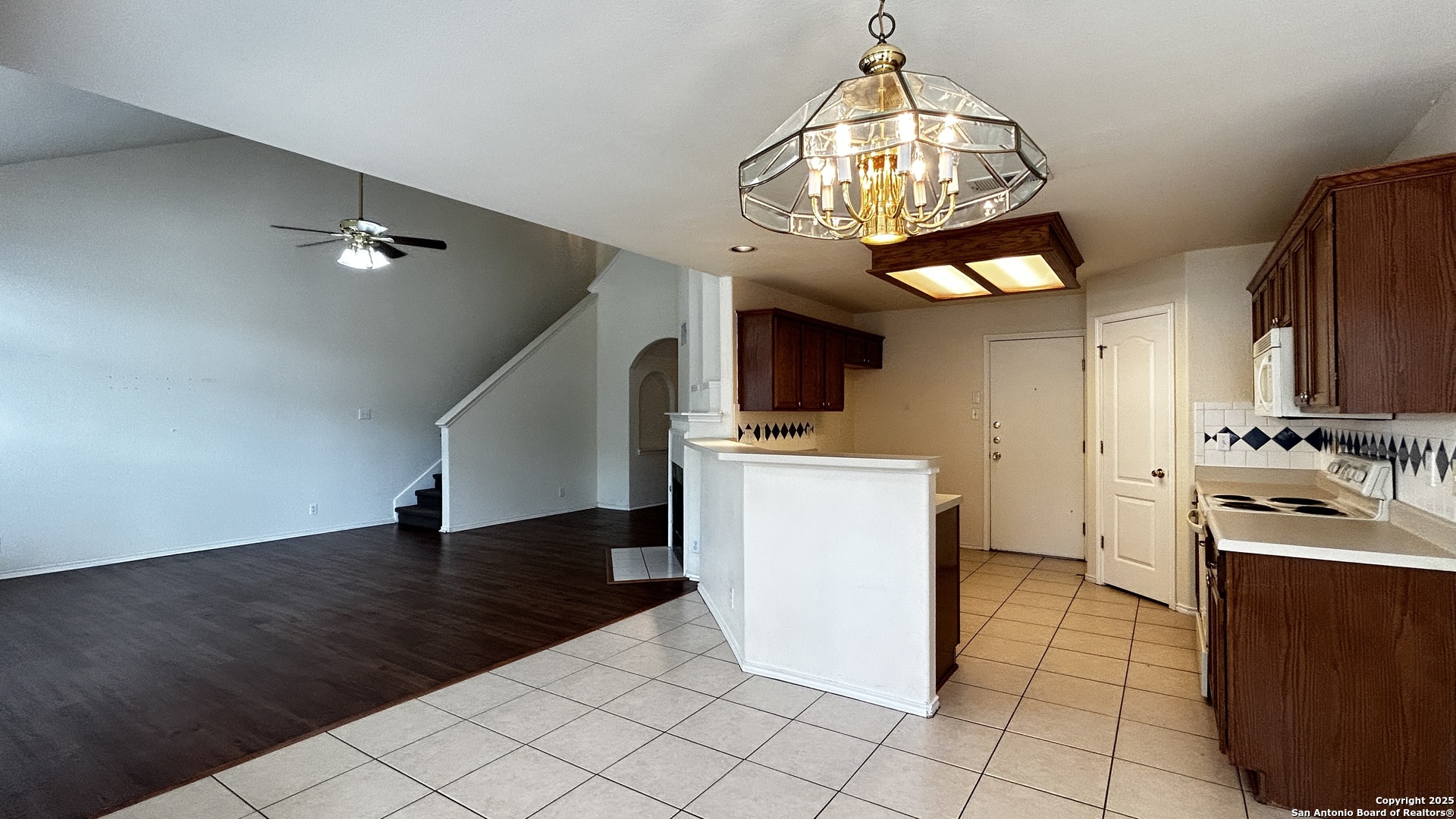 6107 Lakeview Court San Antonio TX 78249