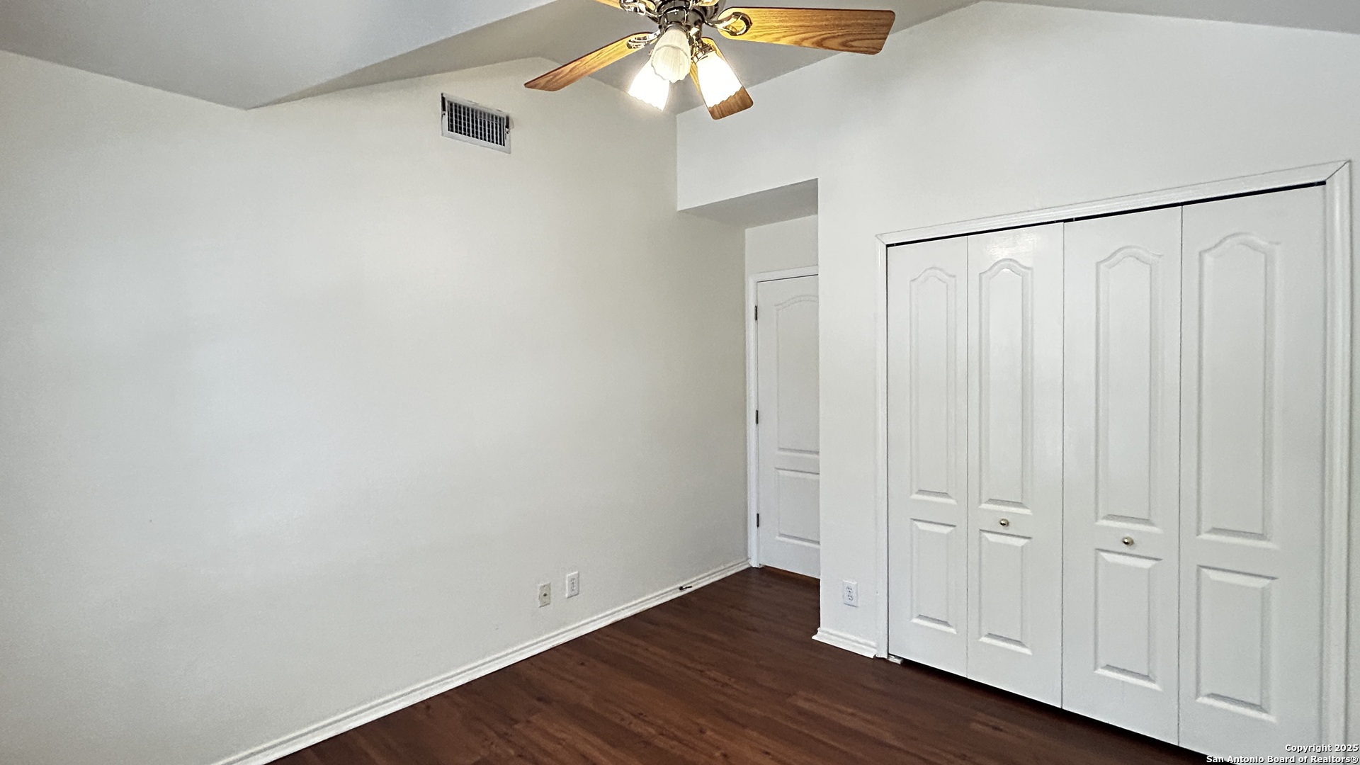 6107 Lakeview Court San Antonio TX 78249