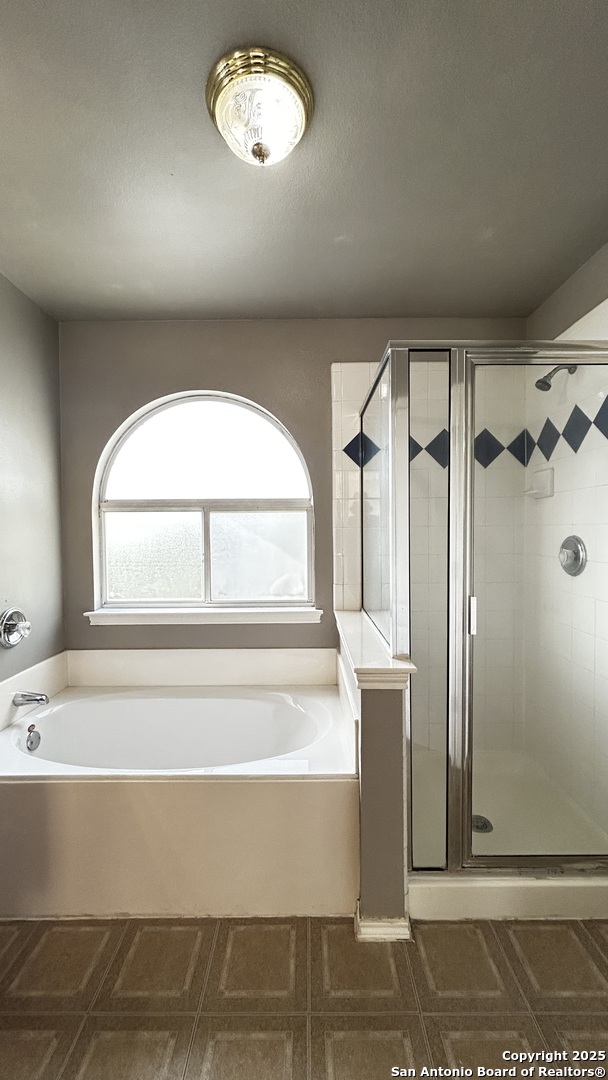 6107 Lakeview Court San Antonio TX 78249