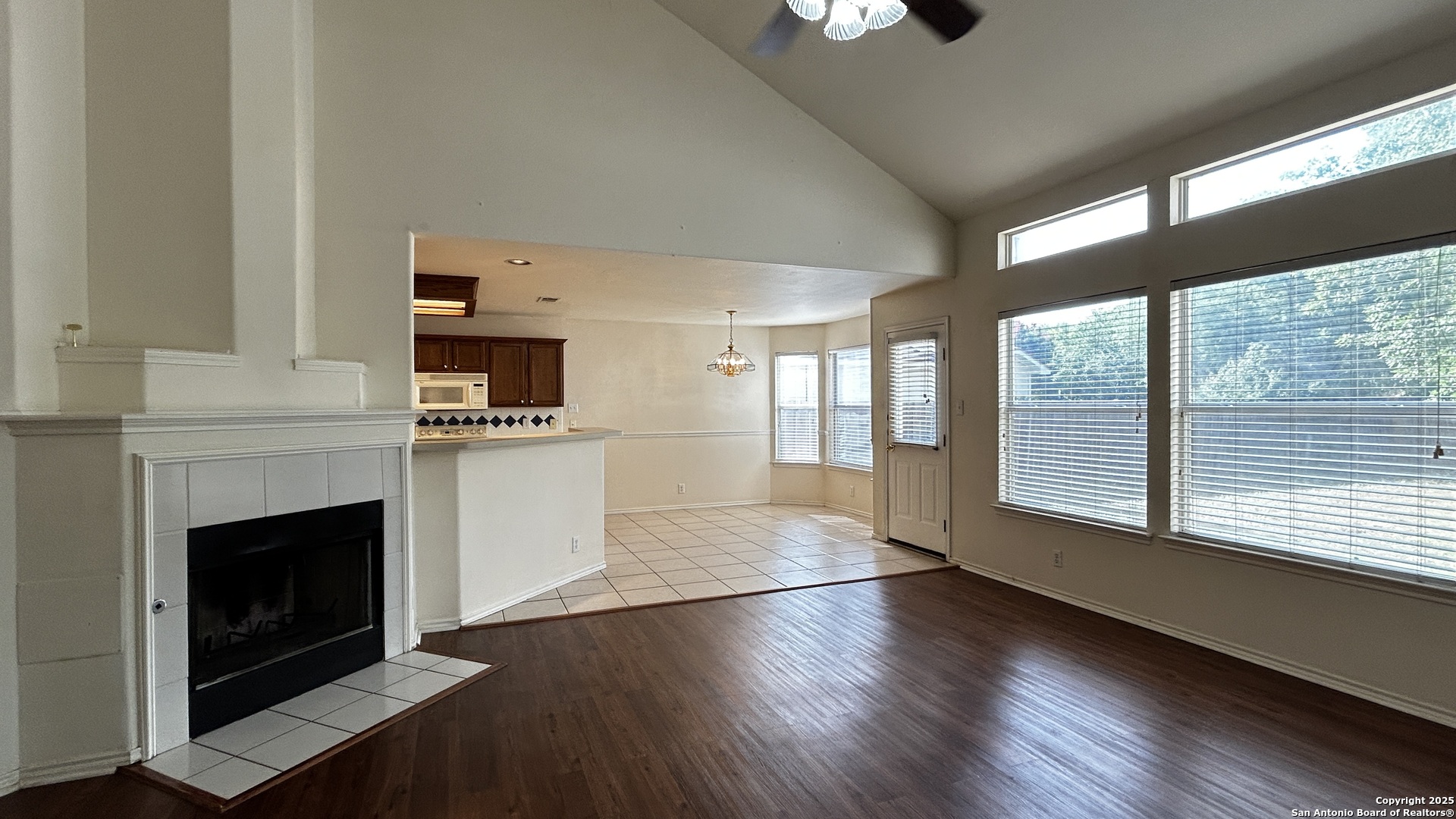 6107 Lakeview Court San Antonio TX 78249