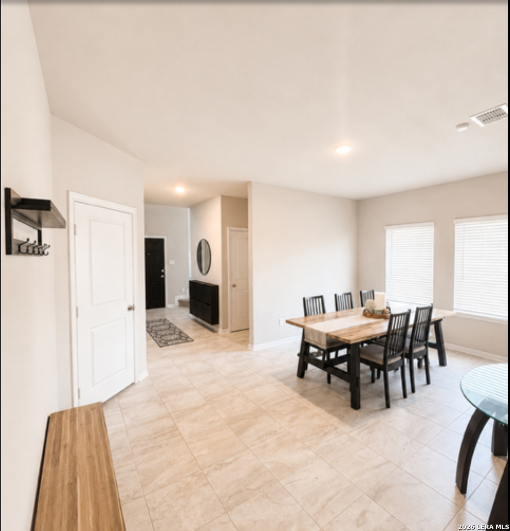 4622 Westbourne Way Converse TX 78109