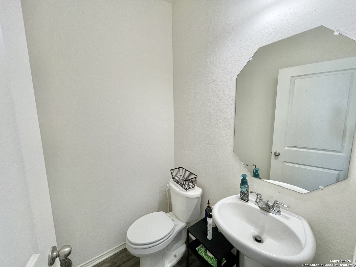 4931 Jovian San Antonio TX 78245