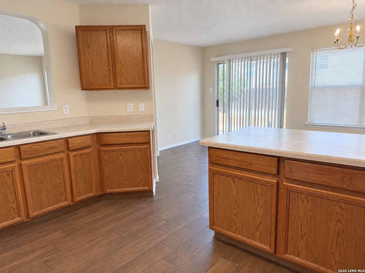 6051 Kensinger Pass Converse TX 78109