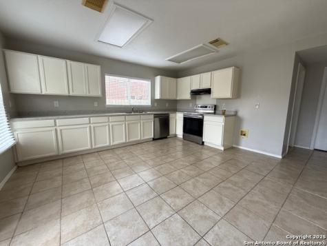 8215 Donley Pond San Antonio TX 78254