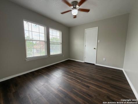 8215 Donley Pond San Antonio TX 78254