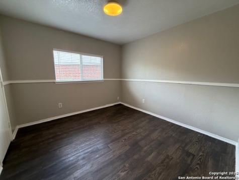 8215 Donley Pond San Antonio TX 78254