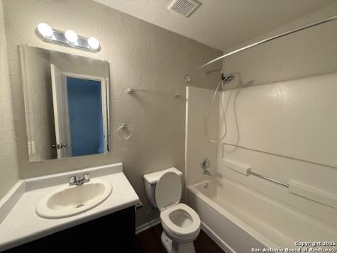 8215 Donley Pond San Antonio TX 78254