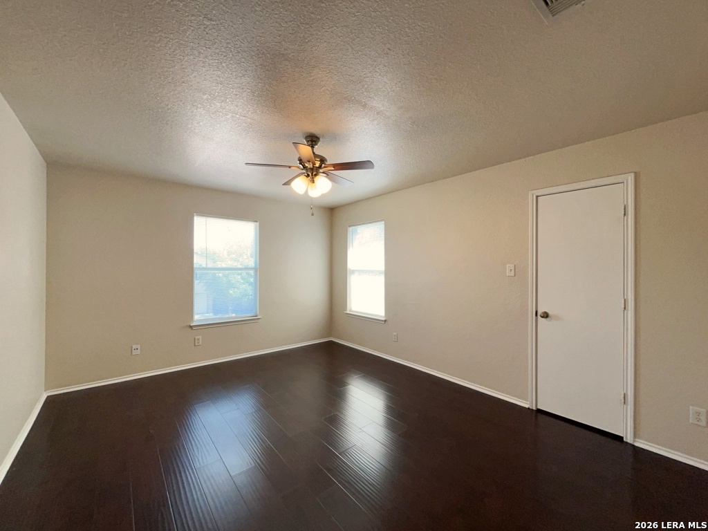 3 Bedford Bay San Antonio TX 78239