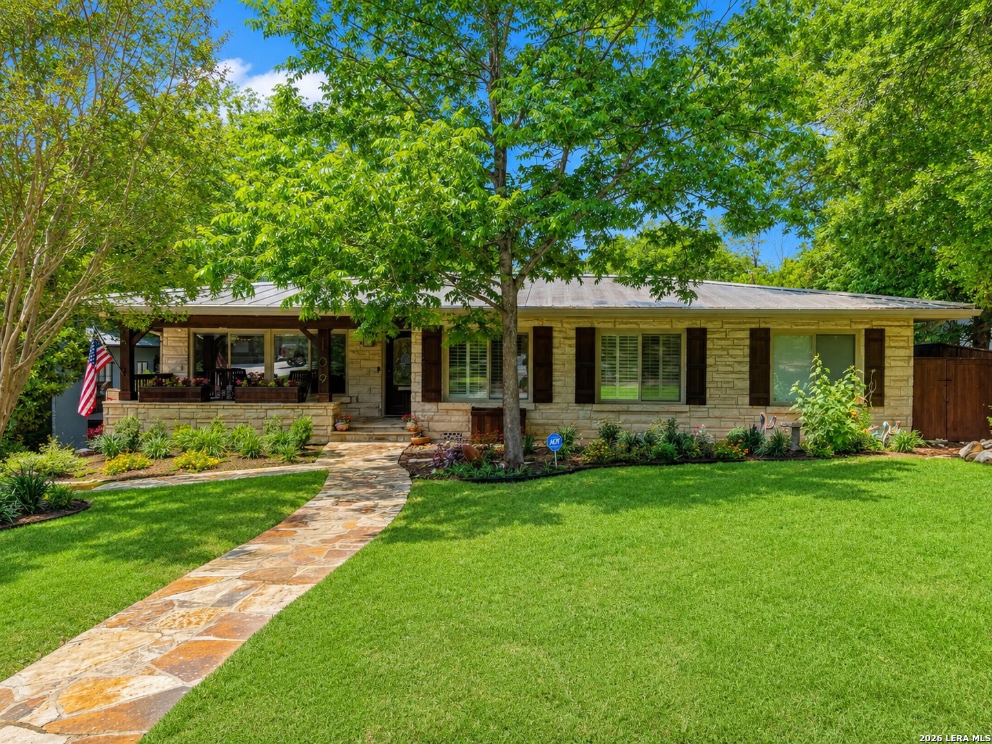 109 Zambrano Road Terrell Hills TX 78209