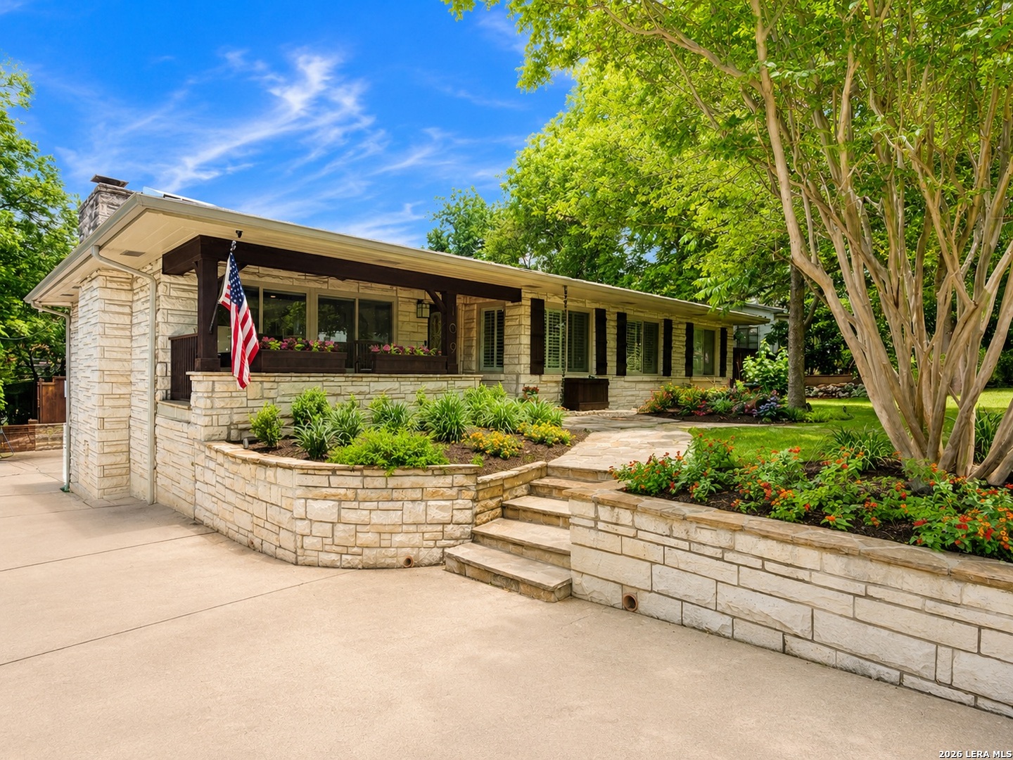 109 Zambrano Road Terrell Hills TX 78209