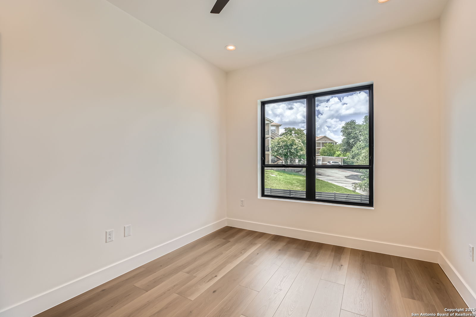 10899 S Hausman Road San Antonio TX 78249