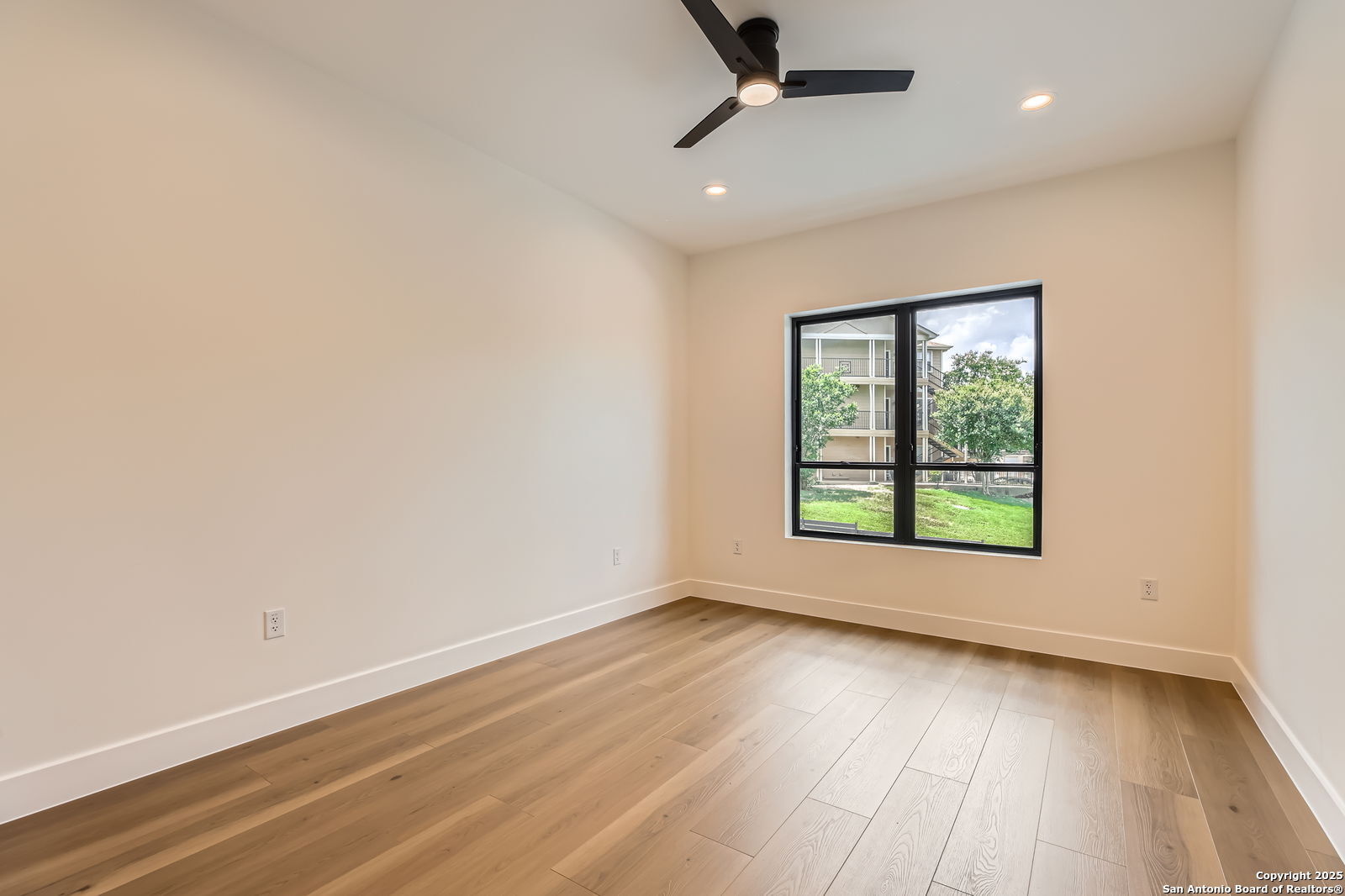 10899 S Hausman Road San Antonio TX 78249
