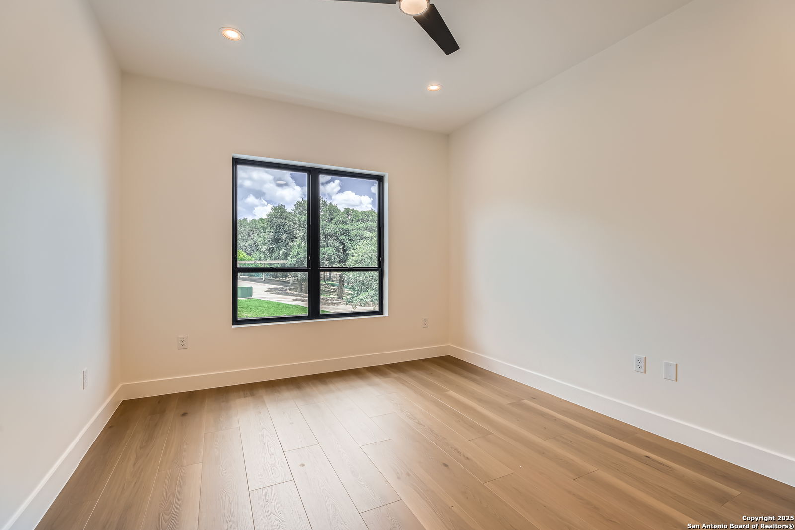 10899 S Hausman Road San Antonio TX 78249