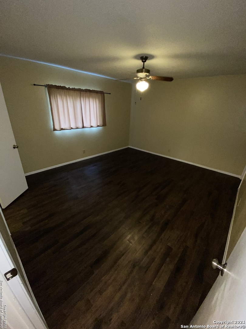7318 Hunters Lake San Antonio TX 78249